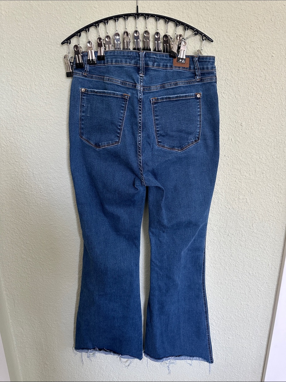 Judy blue Women's Blue Flare Jeans - Picture 3 of 4